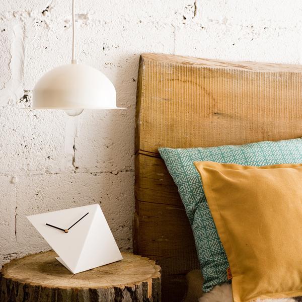 Table Clock White by Gie El Home