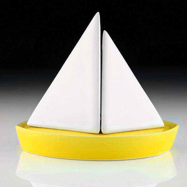 Takae Mizutani - Memories of Falmouth, Salt and Pepper Shaker, earthenware, - Yellow