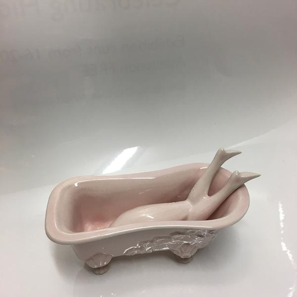 Blaue Blume sugar bath in pale pink with cream shoes by Undergrowth Design