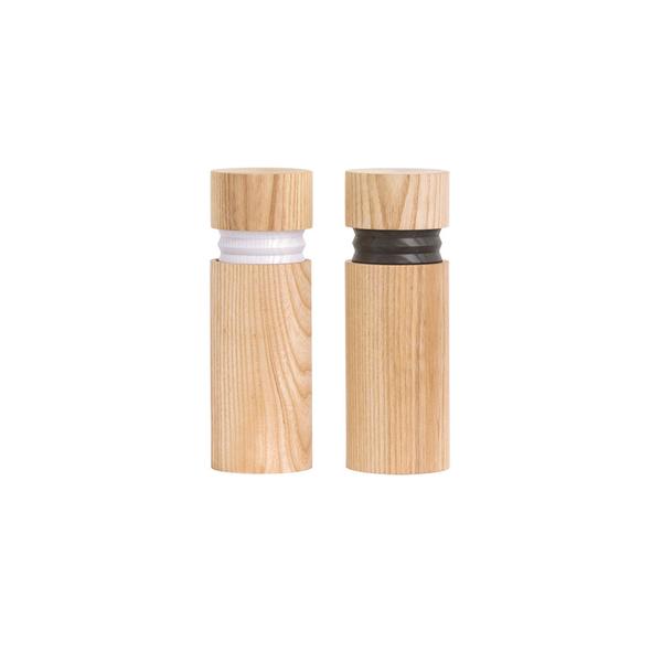 Bellow Grinders in ash wood by Vitamin