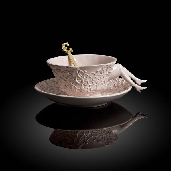 Blaue Blume Teacup -Gold or Cream Shoes